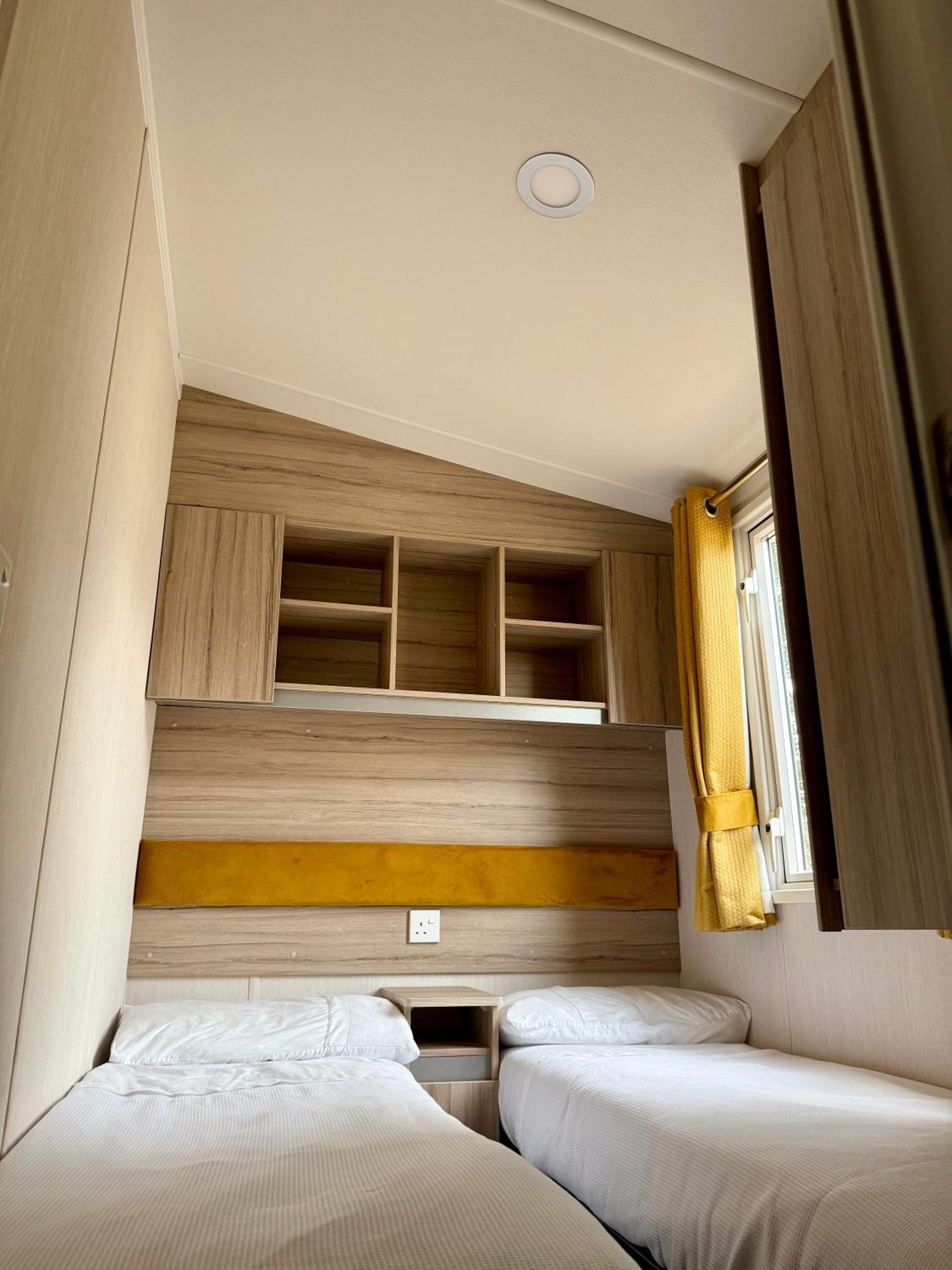 The Dram Van - Beautiful, Luxury Static Caravan Aberlour Exterior photo
